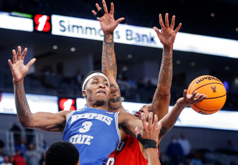 <strong>Tigers guard Landers Nolley II battles for a rebound against SMU during action on Saturday, March 12, 2022 in Fort Worth, Texas.</strong> (Mark Weber/The Daily Memphian)