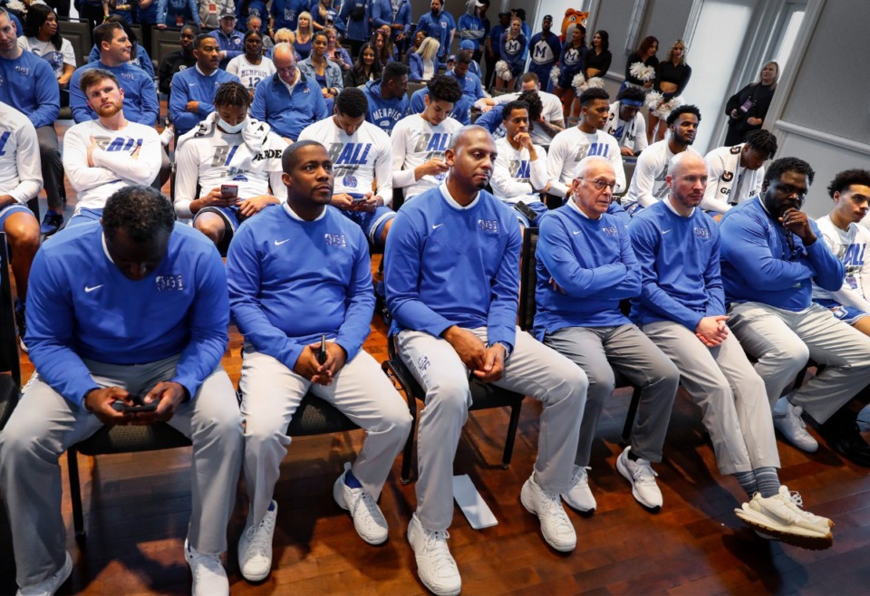<strong>Tigers head coach Penny Hardaway (middle), his players and staff watch the NCAA tournament selection show on Sunday, March 13, 2022 in Fort Worth, Texas.</strong> (Mark Weber/The Daily Memphian)