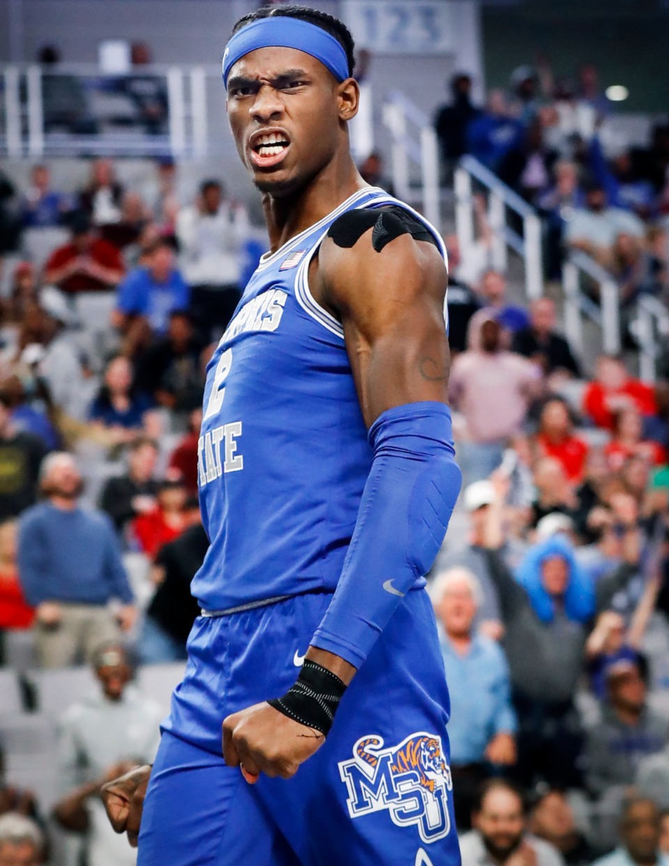 <strong>Tigers center Jalen Duren celebrates a dunk against Houston during action on Sunday, March 13, 2022 in the AAC Championship game in Fort Worth, Texas.</strong> (Mark Weber/The Daily Memphian)