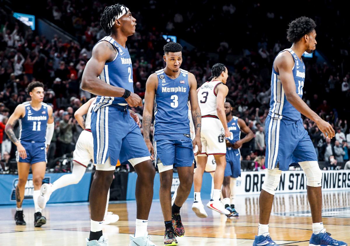 <strong>Tigers guard Landers Nolley II (middle) asks off the court with his teammates after losing to Gonzaga on Saturday, March 19, 2022, at the NCAA tournament in Portland, Oregon.</strong> (Mark Weber/The Daily Memphian)