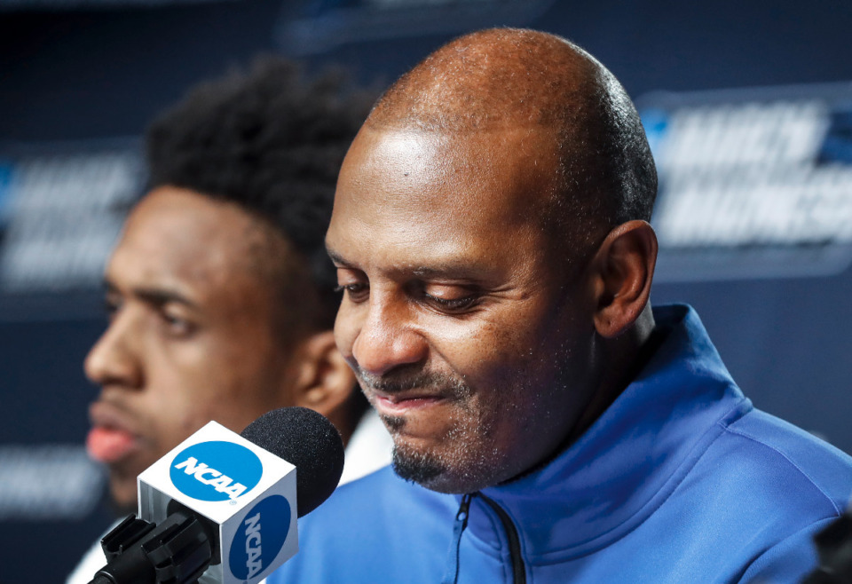 <strong>Tigers head coach Penny Hardaway grimaces during a press conference after losing to Gonzaga on Saturday, March 19, 2022, at the NCAA tournament in Portland, Oregon.</strong> (Mark Weber/The Daily Memphian)