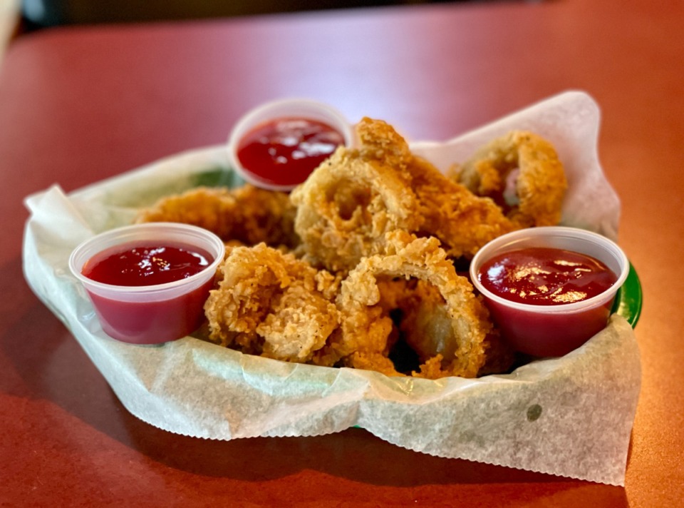 <strong>The onion rings are cut and fried to order at Neil&rsquo;s, where you can get an order of fried catfish, mashed potatoes, fried okra and a fpiece of cornbread for $8.95.</strong> (Jennifer Biggs/Daily Memphian)