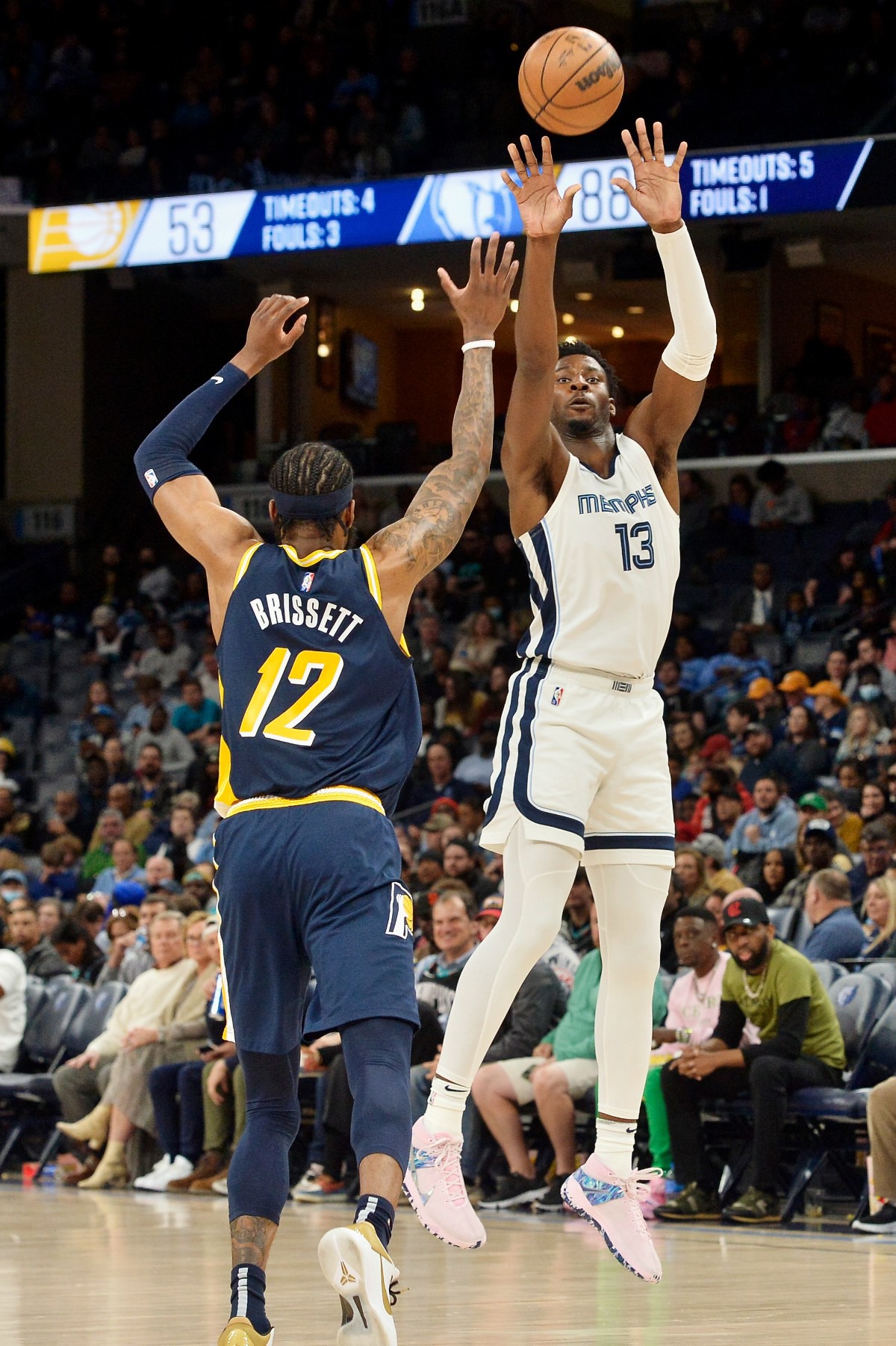 <strong>Memphis Grizzlies forward Jaren Jackson Jr. (13) shoots against Indiana Pacers forward Oshae Brissett (12)</strong>&nbsp;<strong>on March 24, 2022, at FedExForum.</strong> (Brandon Dill/AP)