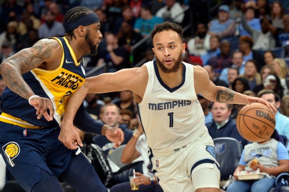 <strong>Memphis Grizzlies forward Kyle Anderson (1) drives against Indiana Pacers forward Oshae Brissett, left,&nbsp;on March 24, 2022, at FedExForum.</strong> (Brandon Dill/AP)