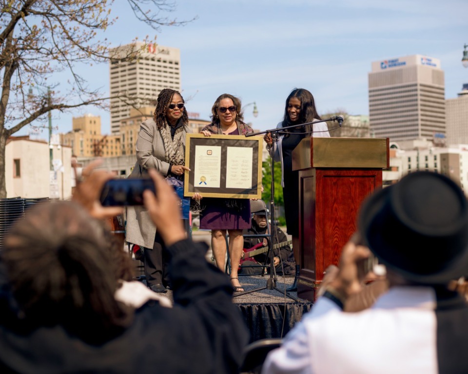 <strong>The great-granddaughter of Ida B. Wells, Michelle Duster (center), spoke at the event, highlighting the imporant civil rights freedoms that her great-grandmother fought for during her life.</strong> (Houston Cofield/Special To The Daily Memphian)
