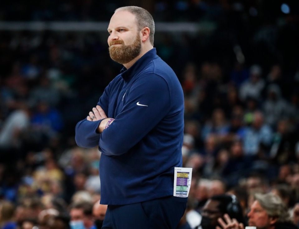 <strong>Memphis head coach Taylor Jenkins watches from the sidelines as the Grizzlies battle the Golden State Warriors&nbsp;on March 28, 2022, at FedExForum.</strong> (Mark Weber/The Daily Memphian)