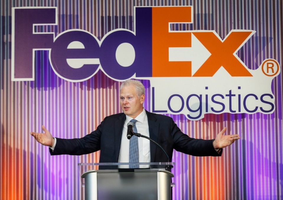 <strong>Richard W. Smith, son of FedEx's founder Frederick W. Smith, speaks during a grand opening ceremony at the new global headquarters inside the former Gibson Guitar Factory in&nbsp; Downton Memphis. (Mark Weber/The Daily Memphian)</strong>