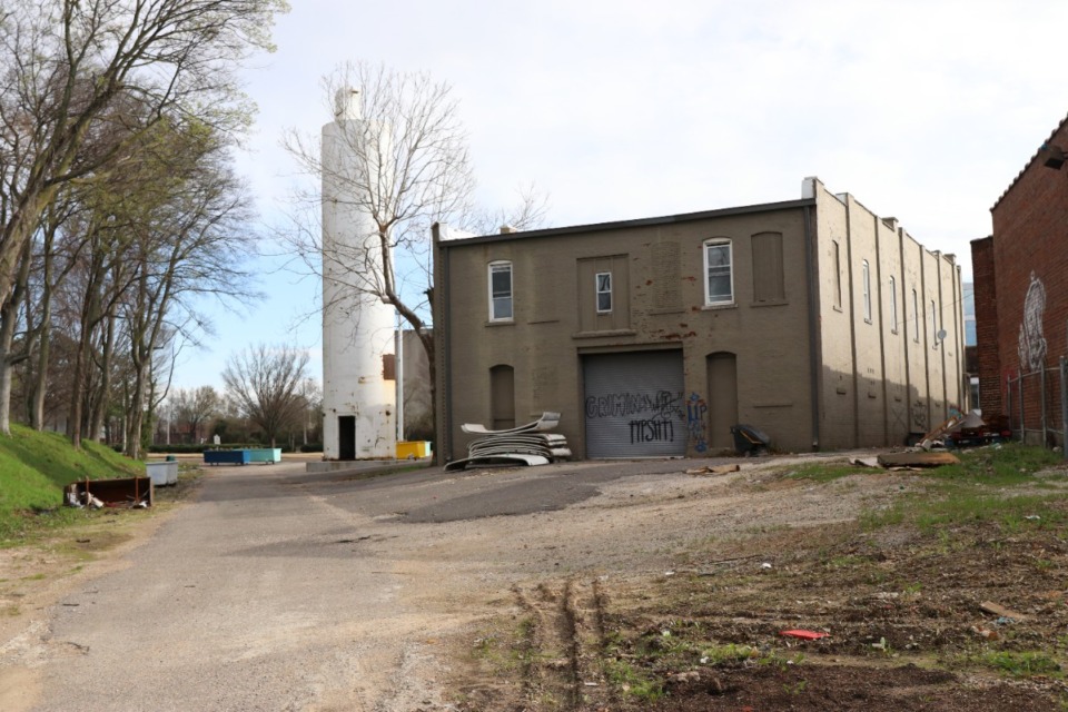<strong>The proposed site of where Rise 2 would expand The Ravine development and add 266 apartments to the Edge District.</strong> (Neil Strebig/The Daily Memphian)