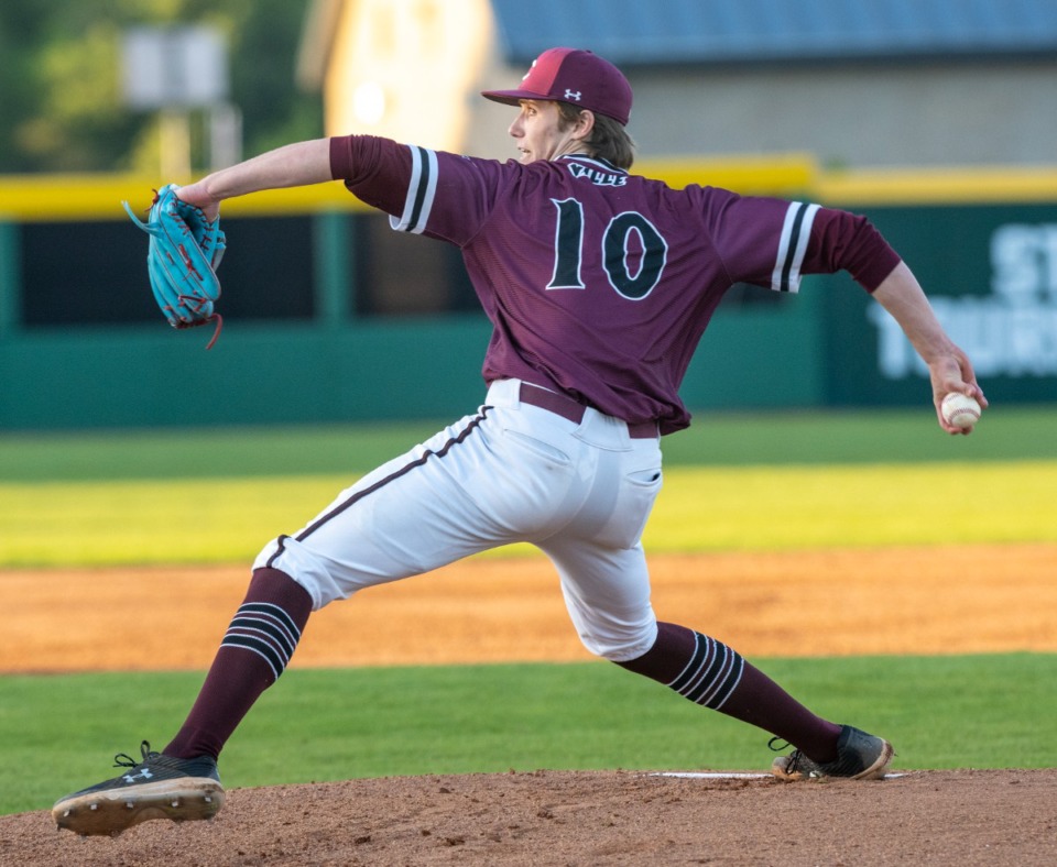 <strong>Collierville&rsquo;s Grayson Saunier pitches to Houston on Tuesday, April 26, 2022.</strong> (Greg Campbell/Special to The Daily Memphian).