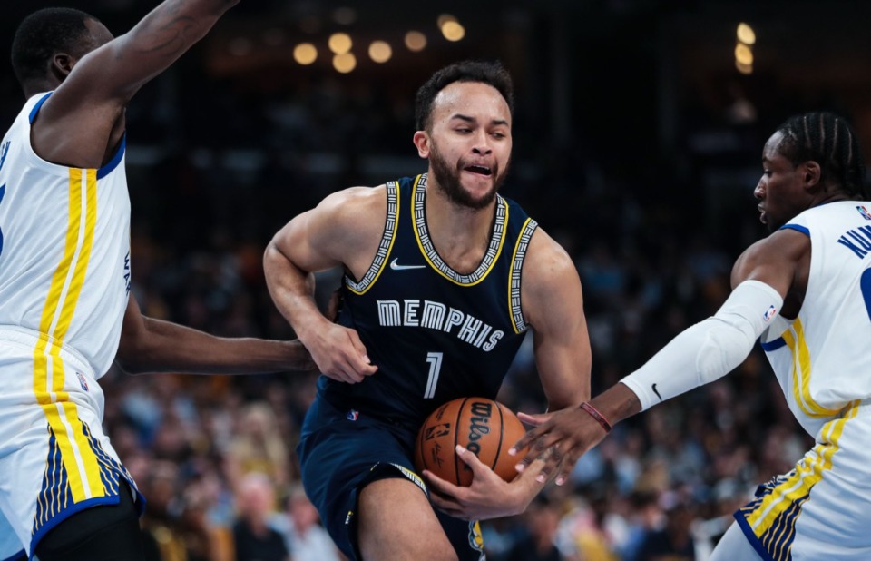 <strong>Memphis Grizzlies forward Kyle Anderson (1) splits the Golden State Warriors defense on May 3 at FedExForum.</strong> (Patrick Lantrip/Daily Memphian)