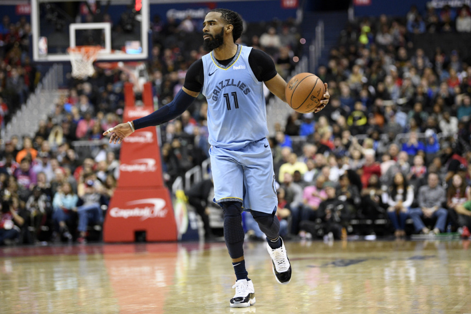 <span><strong>Memphis Grizzlies guard Mike Conley (11) dribbles the ball during the second half of an NBA basketball game against the Washington Wizards, Saturday, March 16, 2019, in Washington. The Wizards won 135-128.</strong> (AP Photo/Nick Wass)</span>