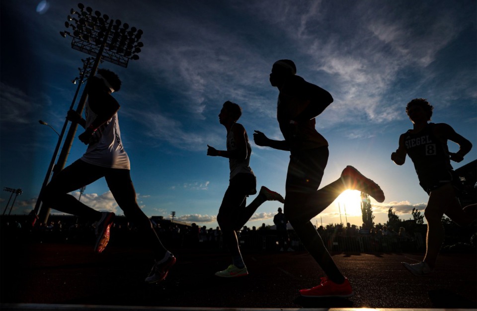 <strong>Runners participate in the boys 1600 meter run at the TSSAA state championships in Murfreesboro, Tennessee May 26, 2022.</strong> (Patrick Lantrip/Daily Memphian)
