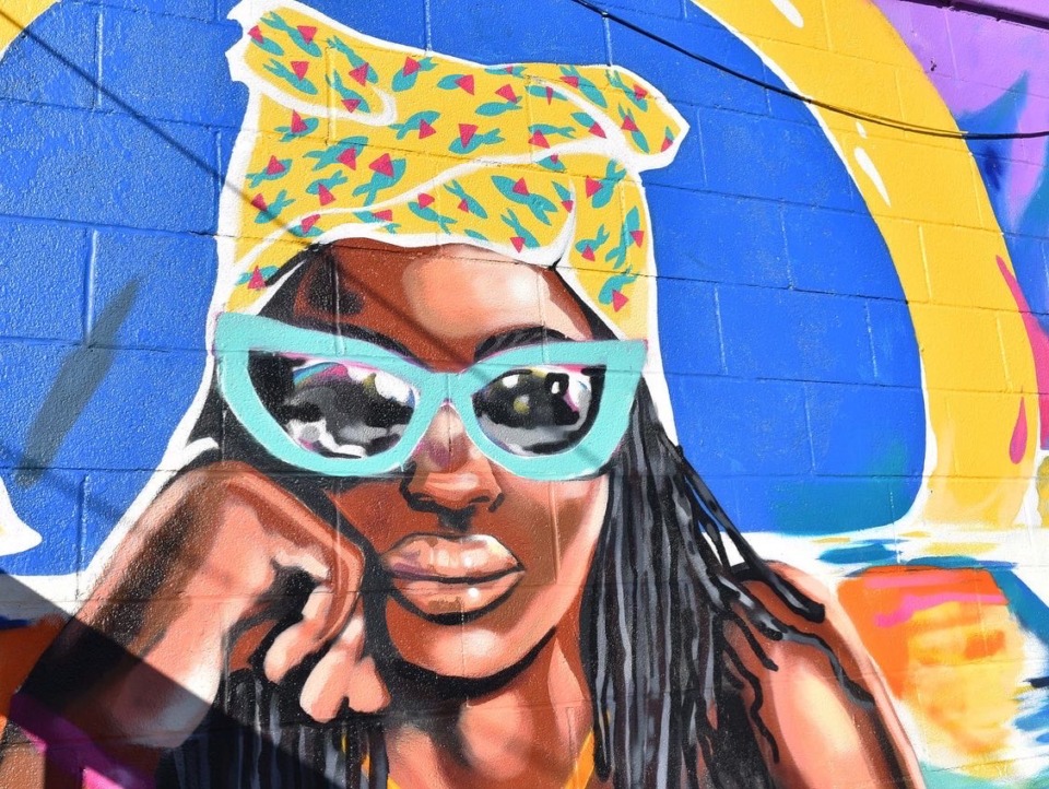 <strong>A close-up from Jamond Bullock&rsquo;s new&nbsp;&ldquo;Slice&rdquo; pool mural at Gooch Park.&nbsp;The UrbanArt Commission and the H.U.G Neighborhood Park Friends will celebrate the official unveiling and dedication of Jamond Bullock&rsquo;s new pool mural on July 9.</strong> (Courtesy UrbanArt Commission)