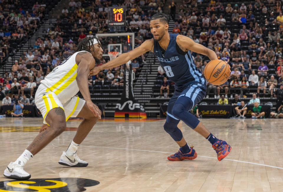 <strong>Memphis Grizzlies guard Ziaire Williams (8) scored </strong><strong>19 points and added four rebounds in the Grizzlies&rsquo; 95-84 win over Utah Thursday night in the last Salt Lake City summer league game.</strong> (Ben B. Brown/The Desert News via AP)