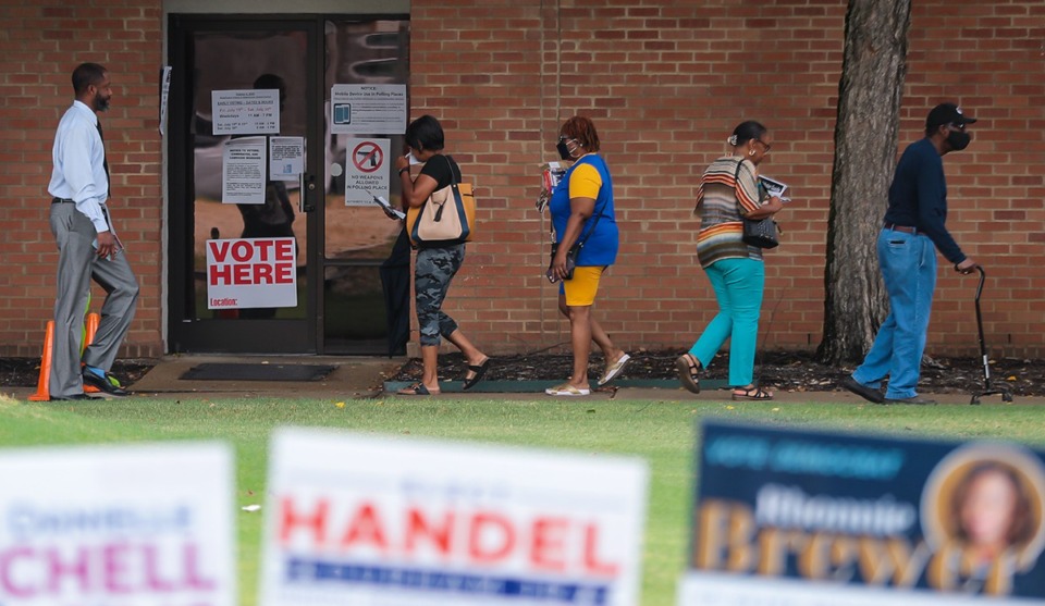 <strong>Early voters file into Anointed Temple of Praise July 29, 2022.</strong> (Patrick Lantrip/Daily Memphian)