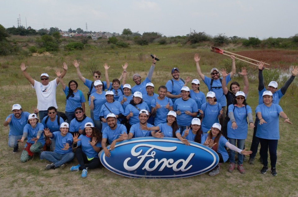 <strong>In 2019, nearly 6,000 Ford employees in 34 countries around the world participated in Ford Global Caring Month, the signature annual event of the Ford Volunteer Corps. Ford employees helped make people&rsquo;s lives better by renovating, building and mentoring at care centers, schools and shelters. Ford Fund also contributed $650,000 to buy tools and materials for many of the projects, freeing up valuable nonprofit resources to help more people. Pictured is a group of volunteers in Mexico.</strong> (Courtesy Ford)