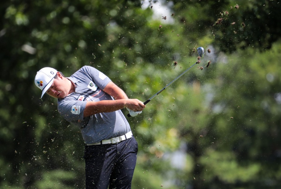 <strong>Sungjae Im hits from the first fairway during the FedEx St. Jude Championship at TPC Southwind Aug. 14, 2022.</strong> (Patrick Lantrip/Daily Memphian)