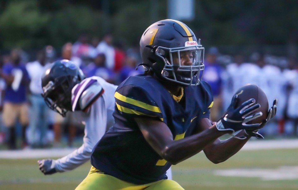 <strong>Lausanne receiver CJ Jordan (7) catches a touchdown pass during the Aug. 19, 2022, game against Southwind.</strong> (Patrick Lantrip/The Daily Memphian file)