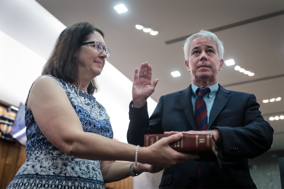 <strong>District attorney Steve Mulroy gets sworn in at the Shelby County Commission on Aug. 31, 2022.</strong> (Patrick Lantrip/The Daily Memphian)