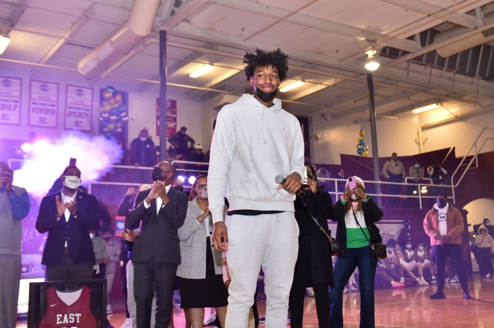 <strong>James Wisemen spoke during a jersey retirement ceremony at the East High on Jan. 10, 2022.</strong> (Justin Ford/Special to The Daily Memphian)