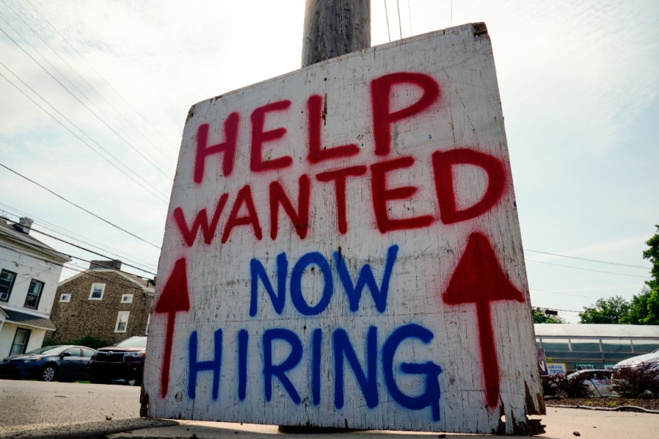 <strong>Memphis economist&nbsp;John Gnuschke said, despite the tight labor market, there is still evidence of a strong economy.&nbsp;&ldquo;Low unemployment rates and &lsquo;help wanted&rsquo;&nbsp;signs are evidence that the strong economy is still in place.&rdquo;</strong> (Matt Rourke/AP file)
