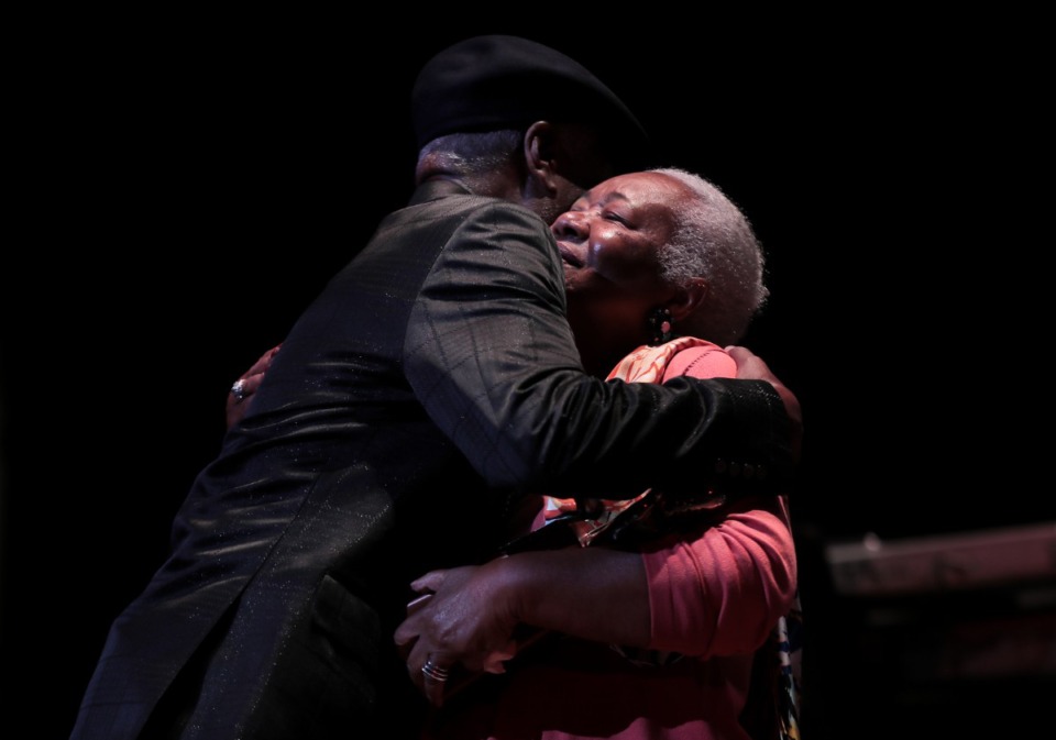 <strong>Deanie Parker hugs Booker T. Jones while introducing him during Jones&rsquo; induction into the Memphis Music Hall of Fame on Sept. 15, 2022.</strong> (Patrick Lantrip/Daily Memphian)