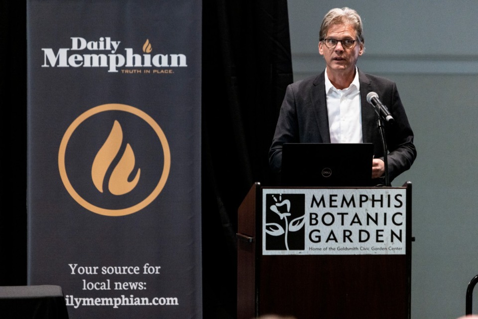 <strong>Eric Barnes, CEO of The Daily Memphian, speaks during the&nbsp;Sept. 8 Small Business Seminar at&nbsp; Memphis Botanic Garden.</strong> (Brad Vest/Special to The Daily Memphian)