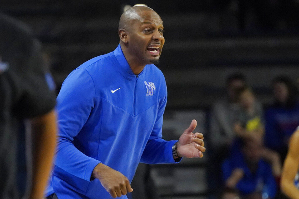 <strong>Head coach Penny Hardaway&rsquo;s team lost seven of the top 10 players from last season&rsquo;s rotation and added six new transfers and one international prospect from Spain this offseason.</strong> (Sue Ogrocki/AP file)