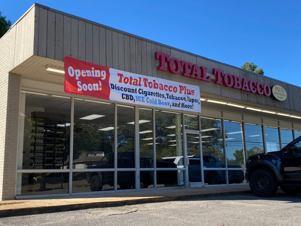 <strong>On Tuesday, Oct. 4,&nbsp; Bartlett&rsquo;s Beer Board unanimously approved Total Tobacco Plus, LLC, for an off-premises permit to sell beer at its new location at 6339 Stage Road. </strong>(Michael Waddell/Daily Memphian)