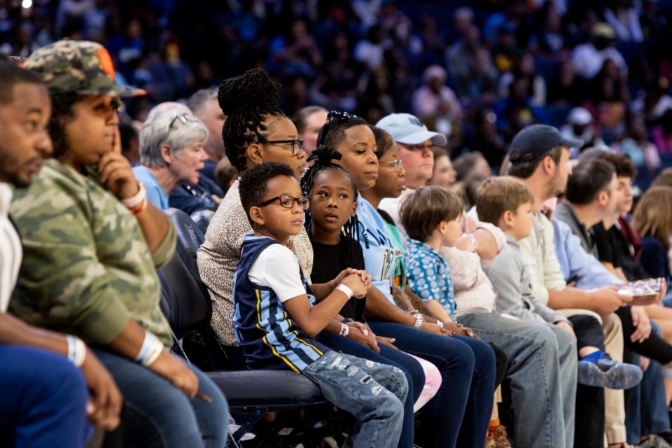 <strong>Fans enjoy the scrimmage during the Grizzlies&rsquo; annual open practice Sunday at FedExForum.</strong> (Brad Vest/Special to The Daily Memphian)