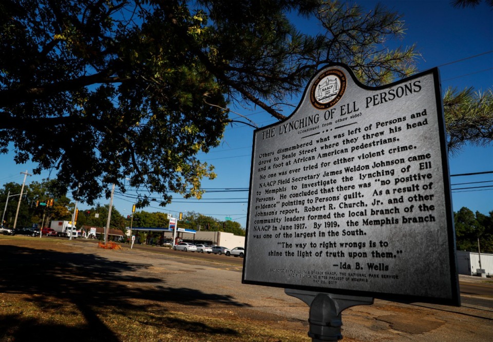 <strong>A historical marker remembering the lynching of Ell Persons on Summer Avenue.</strong> (Mark Weber/The Daily Memphian)