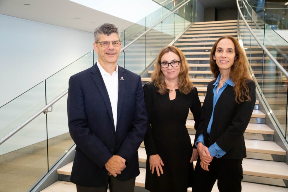 <strong>St. Jude Children&rsquo;s Research Hospital has joined two other top research institutions in a project to fight childhood cancer. Standing (from left to right): Dr<span class="x_ContentPasted0">. Charles W.M. Roberts,&nbsp;</span><span class="x_ContentPasted0">Francisca Vazquez, Broad Institute Cancer Dependency Map Project director, Dr.&nbsp;</span><span class="x_ContentPasted0">Kimberly Stegmaier Dana-Farber Cancer Institute, vice chair of Pediatric Oncology Research.</span></strong><span class="x_ContentPasted0"> (C</span><span class="x_ContentPasted0">ourtesy St. Jude.)<br /></span>