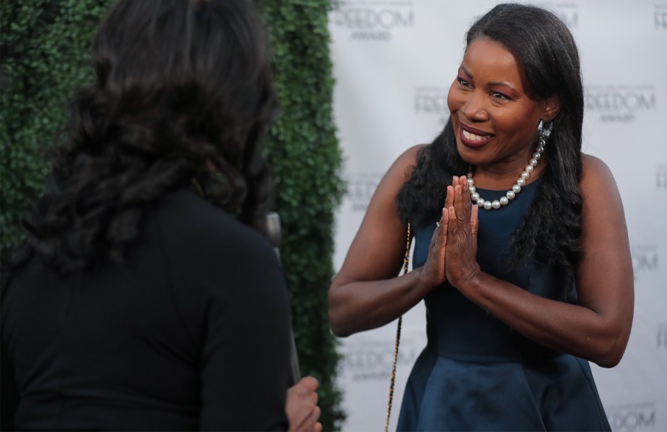 <strong>Honoree Isabel Wilkerson talks on the red carpet before the National Civil Rights Museum&rsquo;s Freedom Awards ceremony on Oct. 20, 2022.</strong> (Patrick Lantrip/The Daily Memphian)