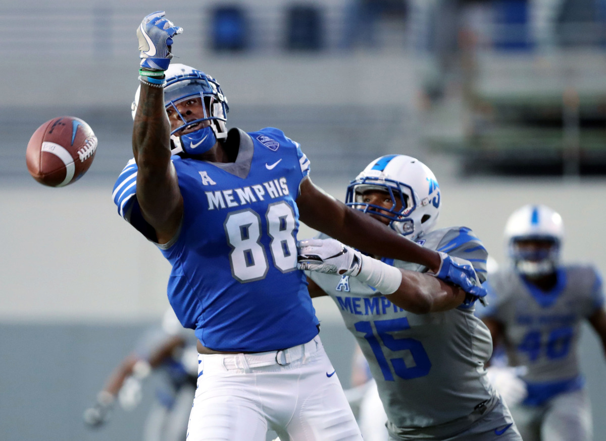 <strong>University of Memphis tight end Tyce Daniel (88) drops a pass during the annual Friday Night Stripes scrimmage on Friday, April 12, 2019. The Tigers defense started the game by forcing two three-and-outs before the offense could score.&nbsp;</strong>(Houston Cofield/Daily Memphian)