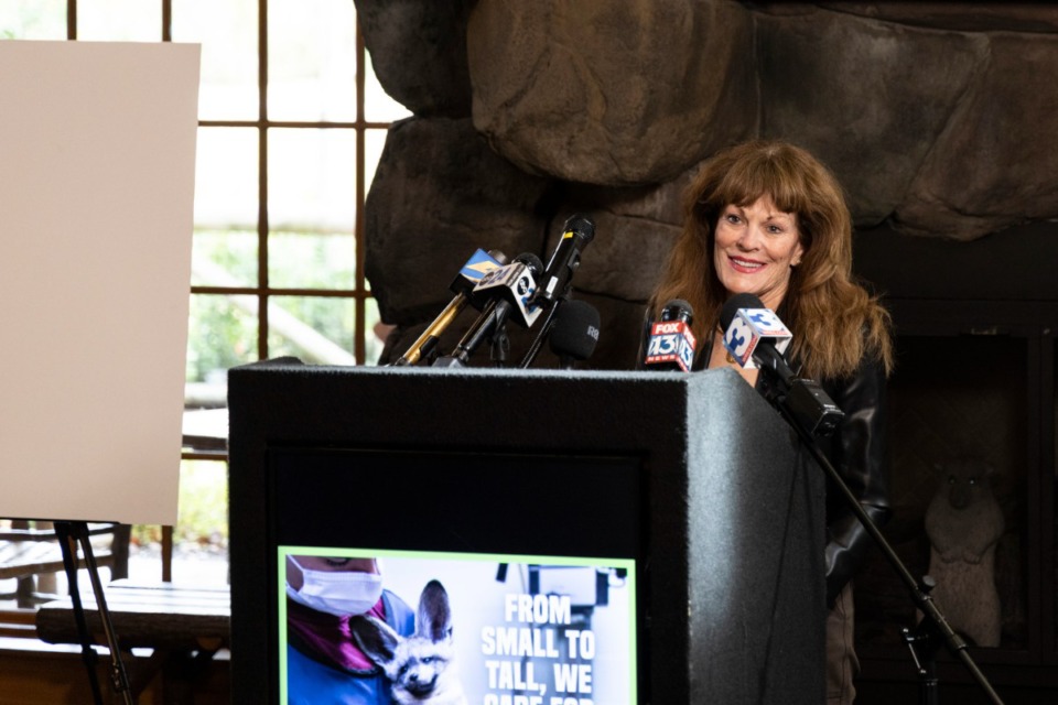 <strong>&ldquo;We have to keep the animals healthy because if we don&rsquo;t have the proper animal care, we don&rsquo;t have a zoo,&rdquo; Tommie Dunavant said as she announces the $800,000 donation, courtesy of The Dunavant Foundation, to the zoo's animal hospital fundraising initiative.</strong> (Brad Vest/Special to The Daily Memphian)