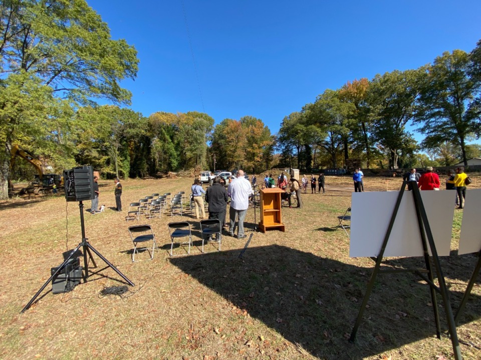 <strong>City and Frayser community leaders gathered Thursday, Nov. 3, to break ground on a new Frayser library to replace its 60-year old predecessor, which is currently the smallest in the city&rsquo;s system.</strong> (Bill Dries/The Daily Memphian)