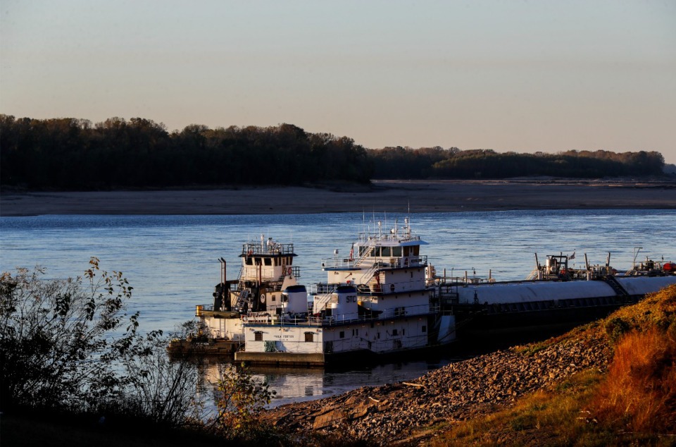 <strong>A river barge sits on the edge of the Mississippi River.</strong> (Mark Weber/The Daily Memphian)