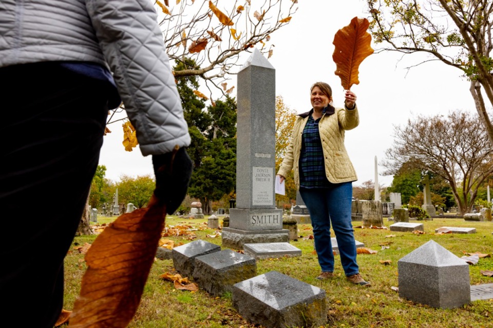 <strong>&ldquo;We talk fun facts about the trees themselves and history on people buried in the cemetery,&rdquo; Tour guide Amanda Zorn said of the Fall Tree Tour at Elmwood Cemetery.</strong> (Ziggy Mack/Special to The Daily Memphian)