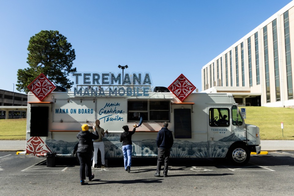 <strong>The Teremana Tequila mobile truck is traveling the country to serve the nation&rsquo;s first responders. It was parked Sunday at Saint Francis Hospital at 5959 Park Ave., with free tacos and French toast for workers.</strong> (Brad Vest/Special to The Daily Memphian)