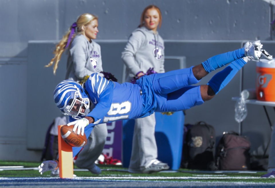 <strong>University of Memphis receiver Eddie Lewis (18) dives for a touchdown during a Nov. 19, 2022 game against North Alabama.</strong> (Patrick Lantrip/The Daily Memphian)
