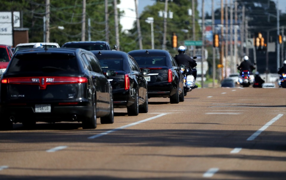 <strong>The funeral procession for Phil Trenary heads east down Poplar Avenue after visitation at Christ United Methodist Church in 2018.</strong> (The Daily Memphian files)