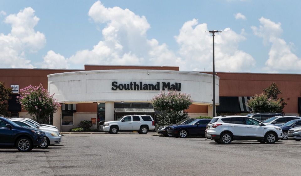 <strong>Here&rsquo;s Southland Mall as it looked on Tuesday, July 6, 2022.</strong> (Mark Weber/The Daily Memphian)