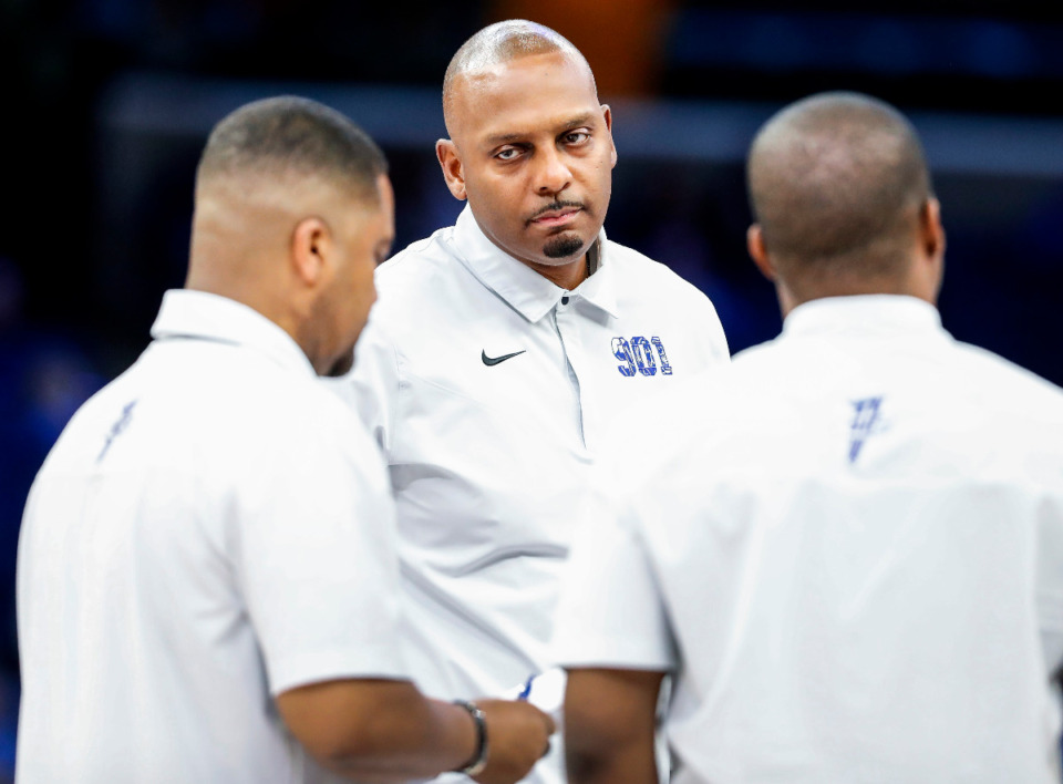 <strong>Memphis Tigers head coach Penny Hardaway during action against North Alabama on Wednesday, November 30, 2022.</strong> (Mark Weber/The Daily Memphian file)