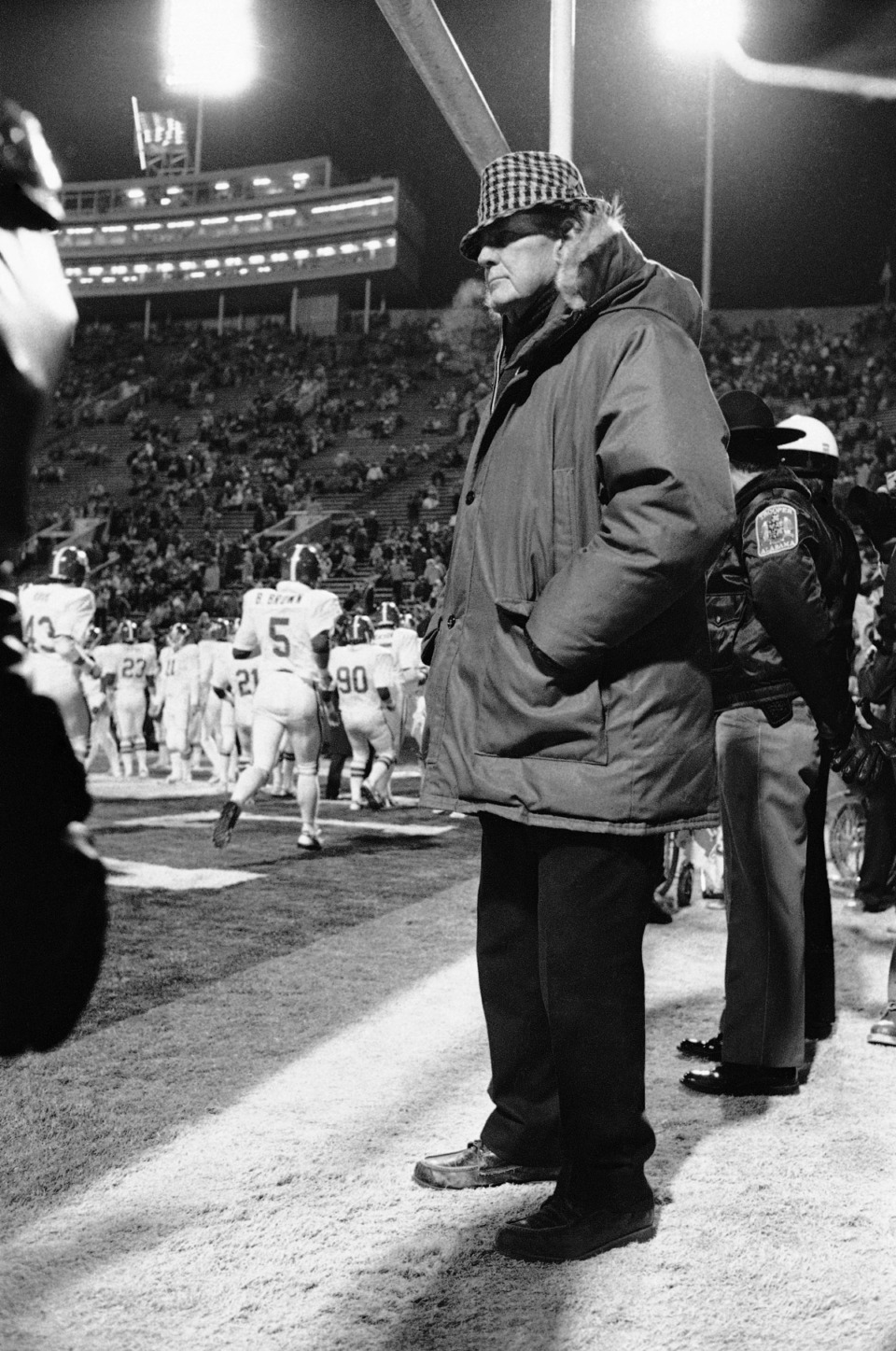 <strong>Alabama coach Paul Bear Bryant watches his team warm up prior to Liberty Bowl, Wednesday, Dec. 29, 1982 in Memphis. The game against Illinois will be Bryant&rsquo;s last as head coach of the Crimson Tide.</strong> (AP Photo/Mark Humphrey)