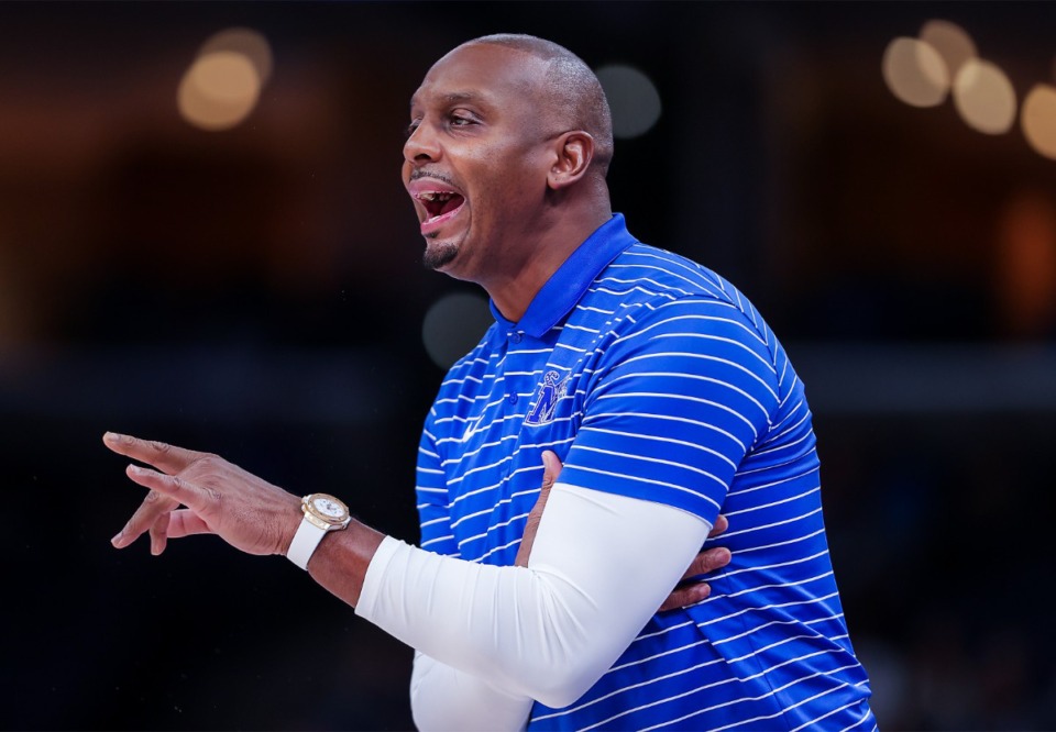 <strong>Memphis coach Penny Hardaway coaches from the sidelines during a Dec. 29, 2022 game against South Florida.</strong> (Patrick Lantrip/The Daily Memphian)