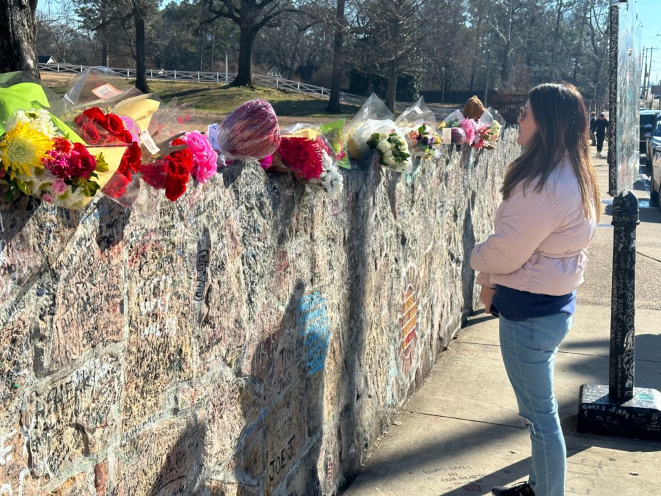 <strong>&ldquo;Some kids grow up wanting to be movie stars or astronauts, and I&rsquo;ve grown up wanting to be Lisa Marie Presley,&rdquo; said Robyn Bobo, who went to Graceland, Saturday, Jan. 14, 2023 to pay her respects.</strong>&nbsp;(Alicia Davidson/The Daily Memphian)