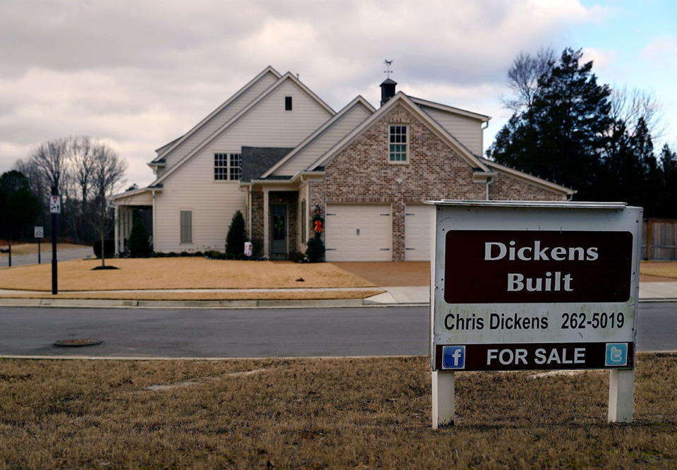 <strong>A for sale sigh sits in an empty lot of the Whittmore subdivision in Collierville. Memphis home sales took a dive in 2022.</strong> (Patrick Lantrip/The Daily Memphian file)
