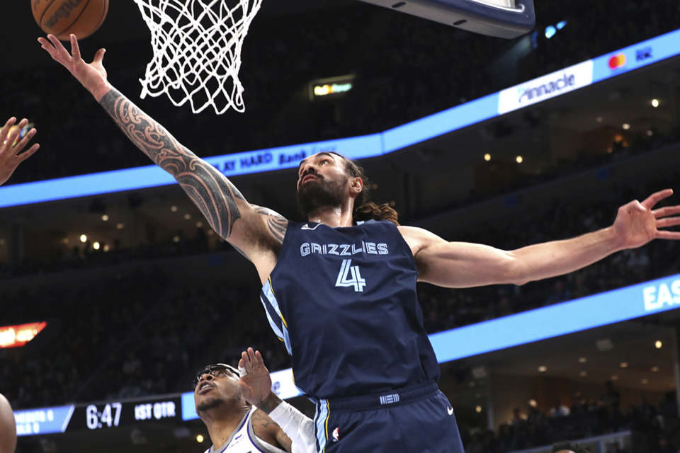 <strong>Memphis Grizzlies center Steven Adams (4) is slated to miss three-to-five weeks with a knee injury. He reaches for a rebound over Sacramento Kings forward Richaun Holmes (22) in a game New Year&rsquo;s Day.</strong> (Nikki Boertman/AP Photo)