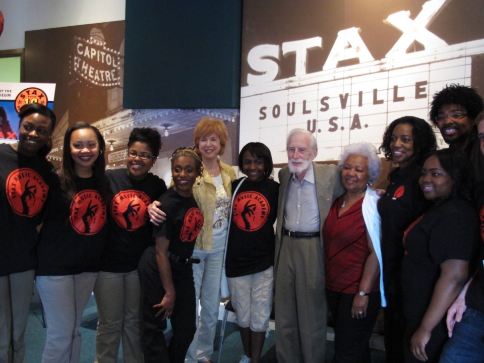 <strong>Stax Records founder Jim Stewart (bearded, in middle) poses for a photo with friends and students of the Stax Music Academy on April 29, 2013.</strong> (Adrian Sainz/Ap Photo)