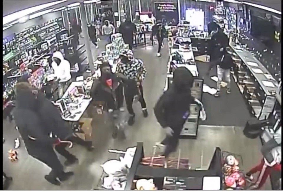 <strong>The GameStop at 5043 Park Ave. is one of four businesses burglarized by a group on Jan. 27, 2023.</strong> (Courtesy Memphis Police Department)